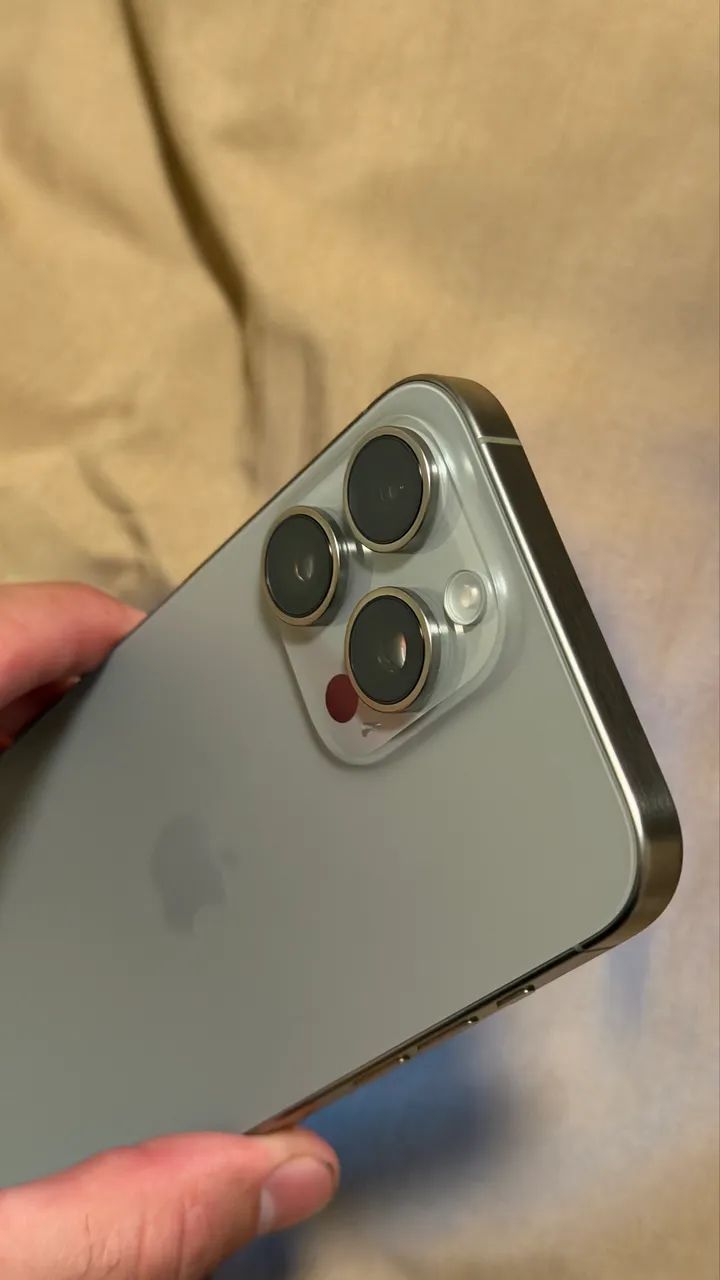 iPhone 15 Pro Max 512gb titanium 100% bateria - Celulares e
