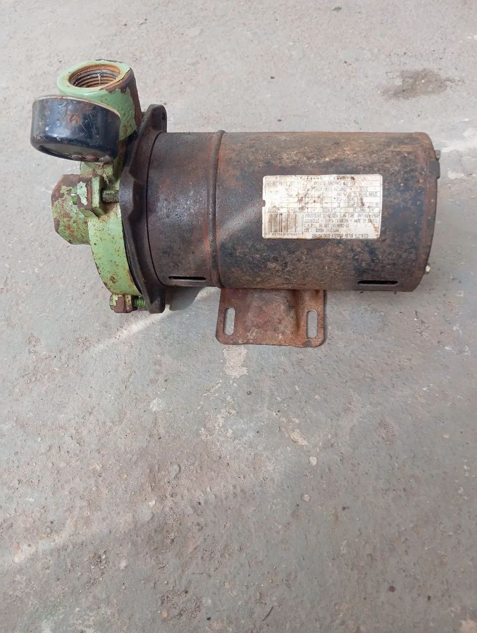 Bomba centrifuga
