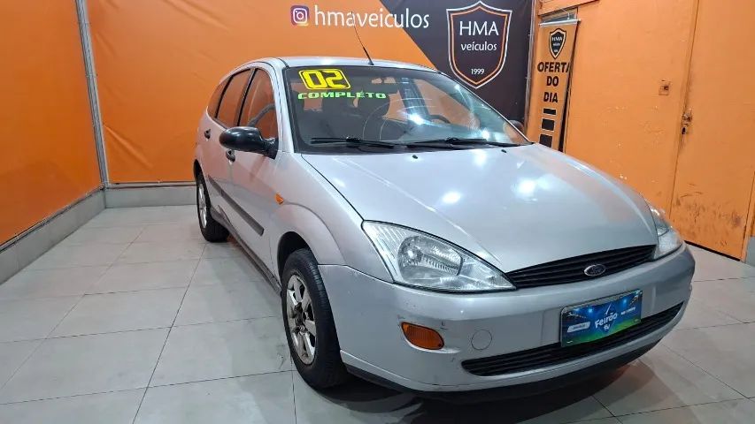 Ford Focus Focus 1.8 16V 5p 2002