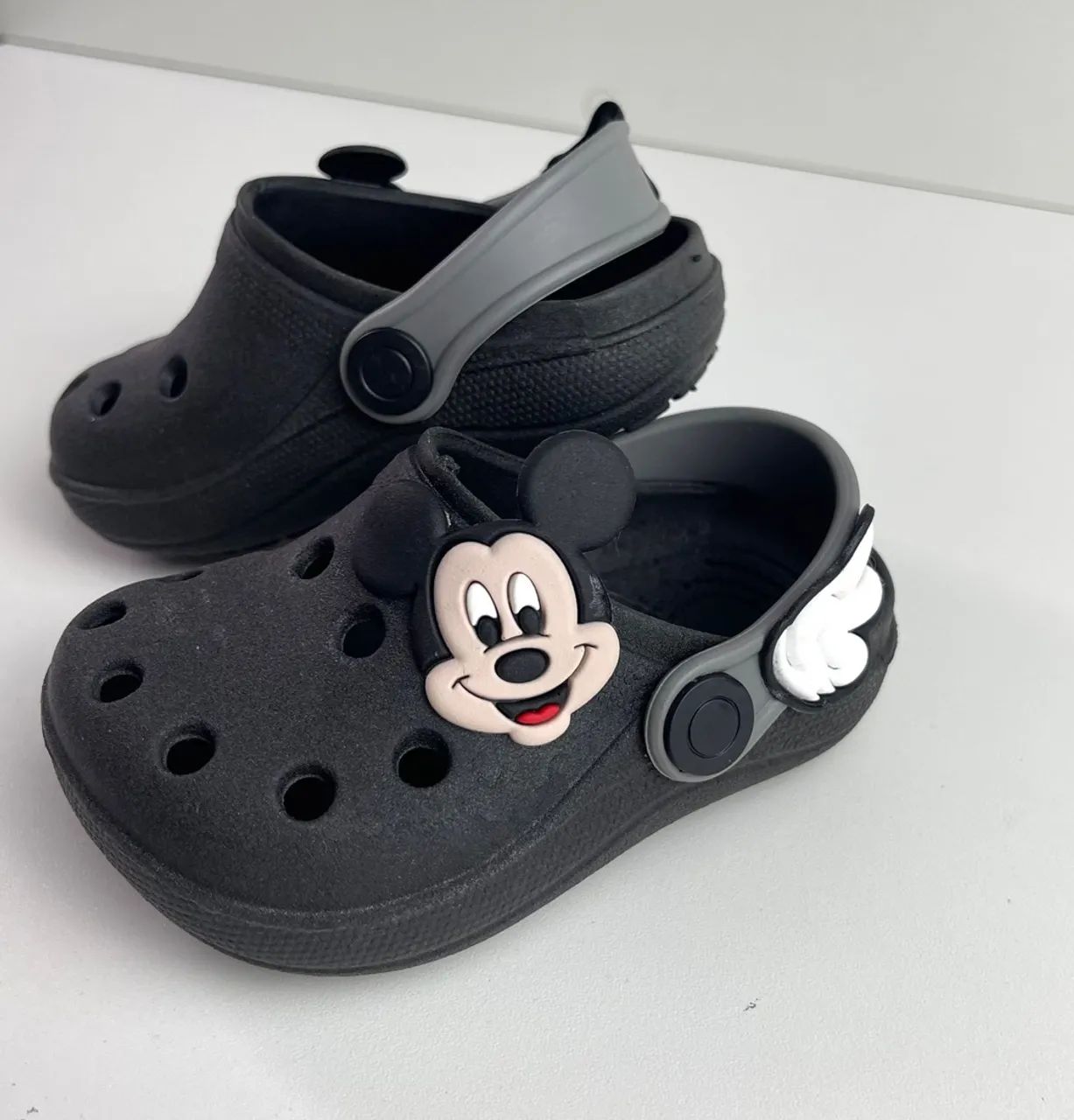 Crocs infantil NOVAS 