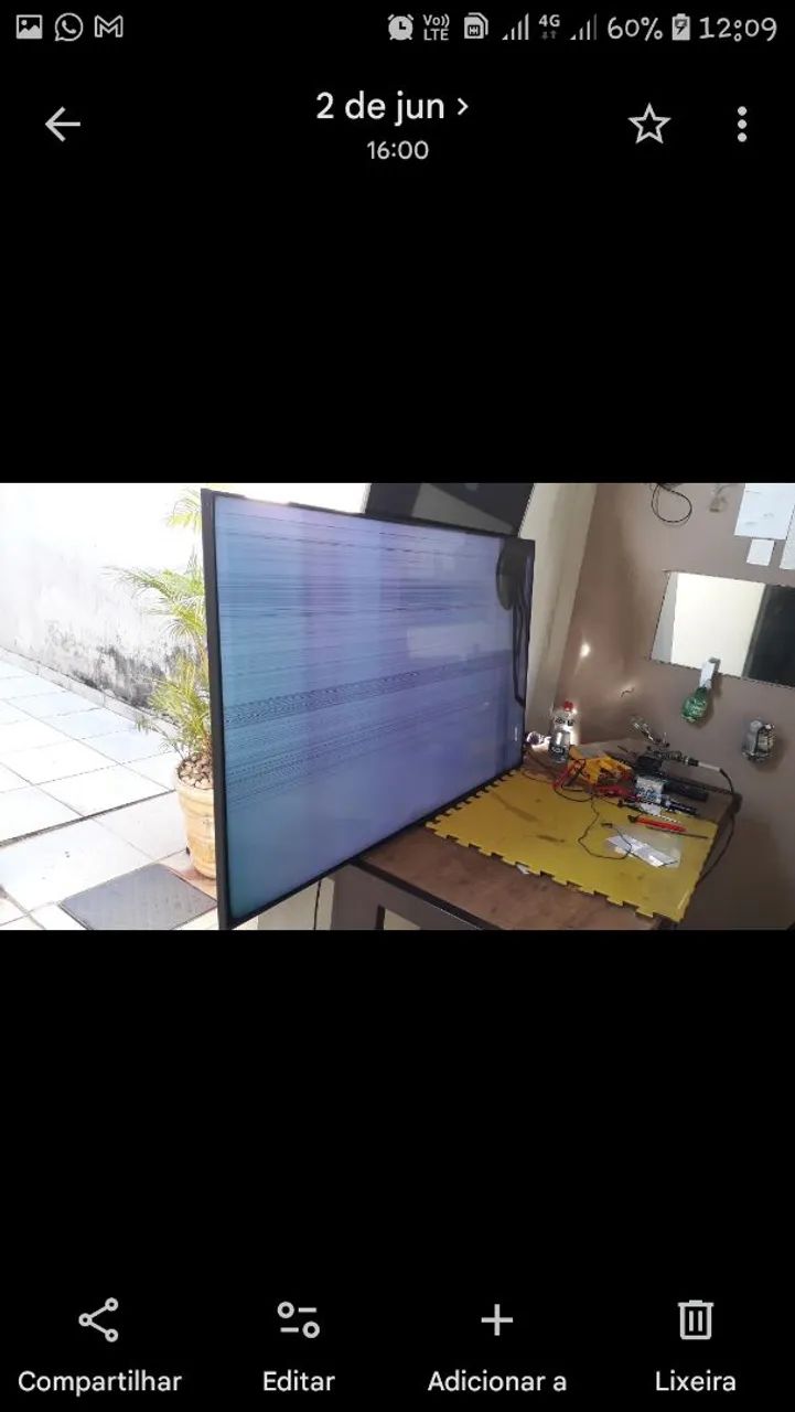 Vendo TV Samsung 55tu8000 tela quebrada. - Foto 2