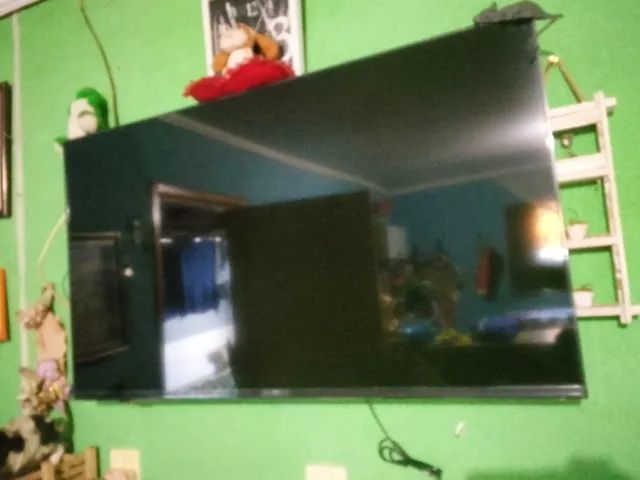 Vendo essa TV LG 43 polegadas quatro meses de uso nota fiscal tudo TV zero - Foto 3