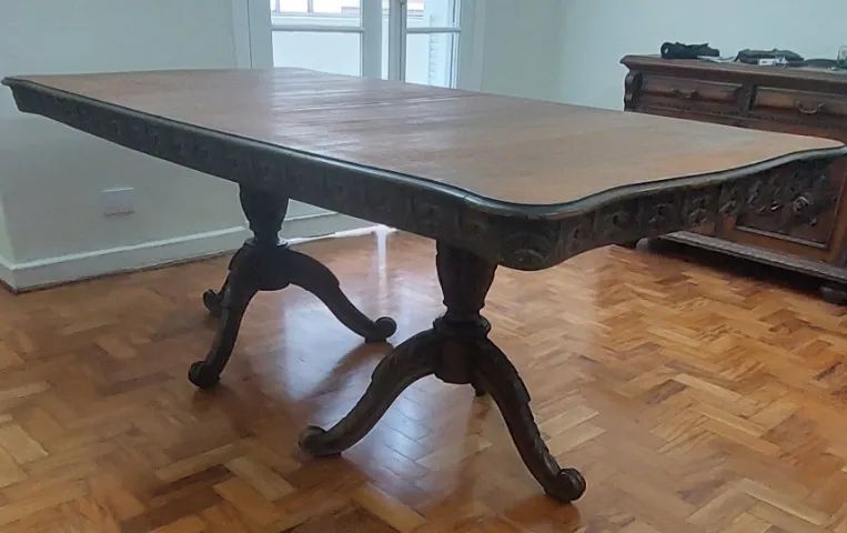 Jogo mesa de jantar colonial com prolongador e cinco cadeiras - Foto 2