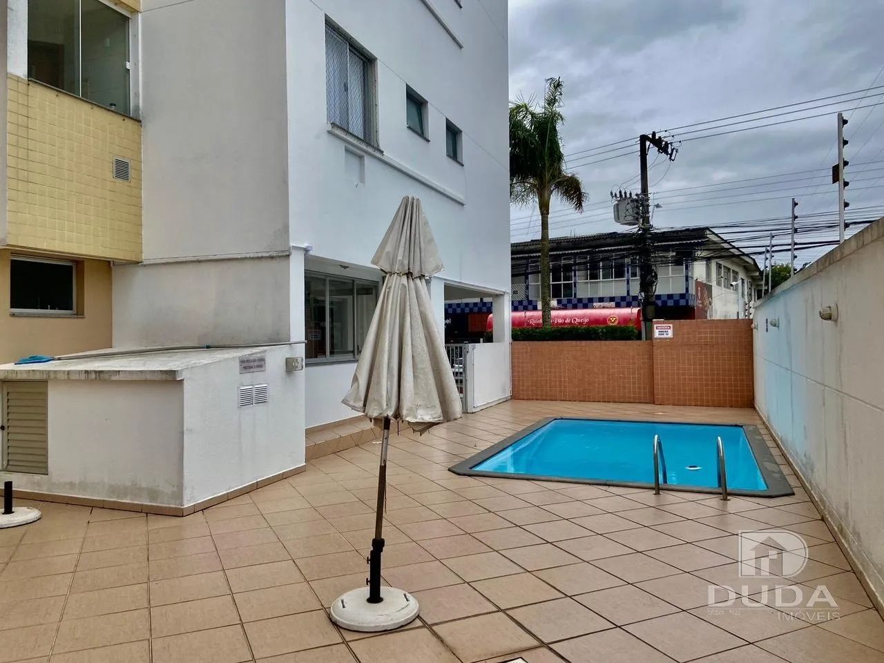 Apartamento de 2 quaertos com garagem na Trindade - Foto 2