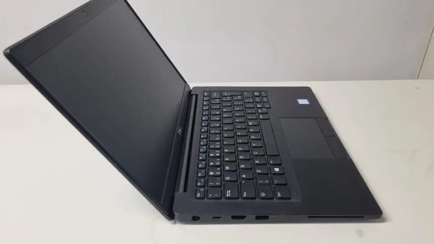 Notebook compacto Dell Latitude 7390 - Tela 13 polegadas - Foto 4