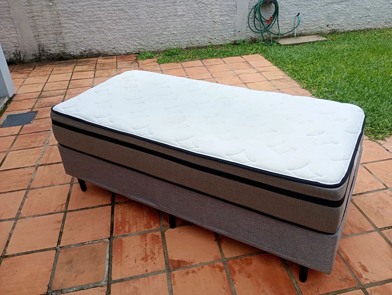 Box + Colchão Solteiro