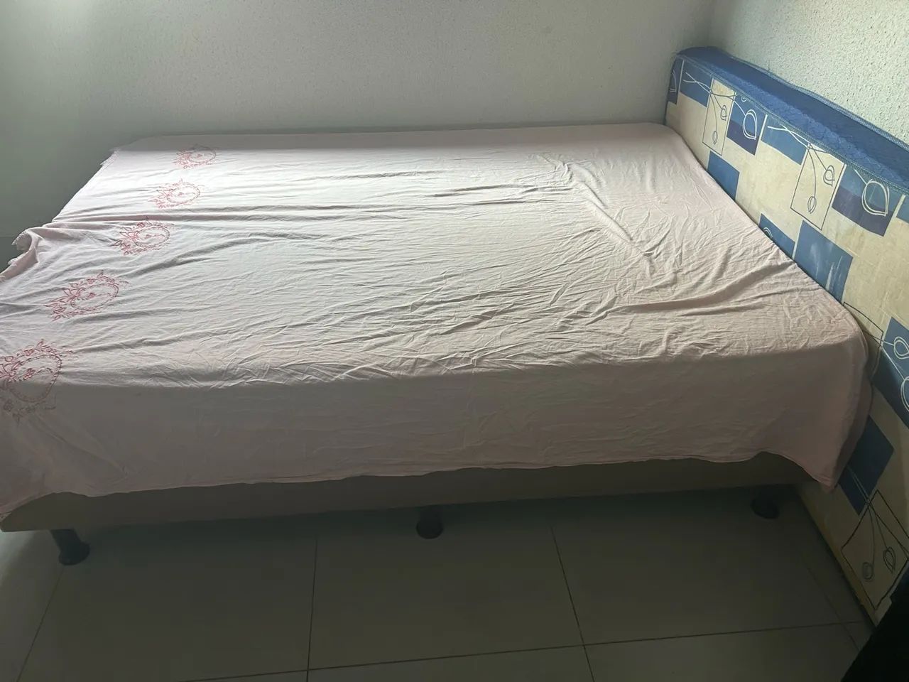 Cama de casal bem conservada - Foto 4