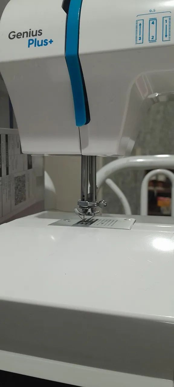 Máquina de costura  - Foto 2