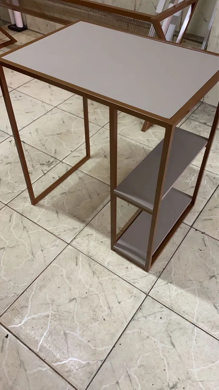 Mesa industrial em metalon  - Foto 2