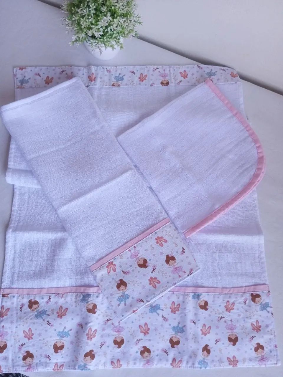 Kit com 3 peças enxoval de bebê  - Foto 2