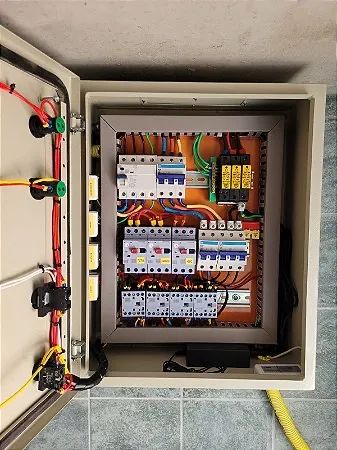 Quadros de Automação e Comando Elétrico