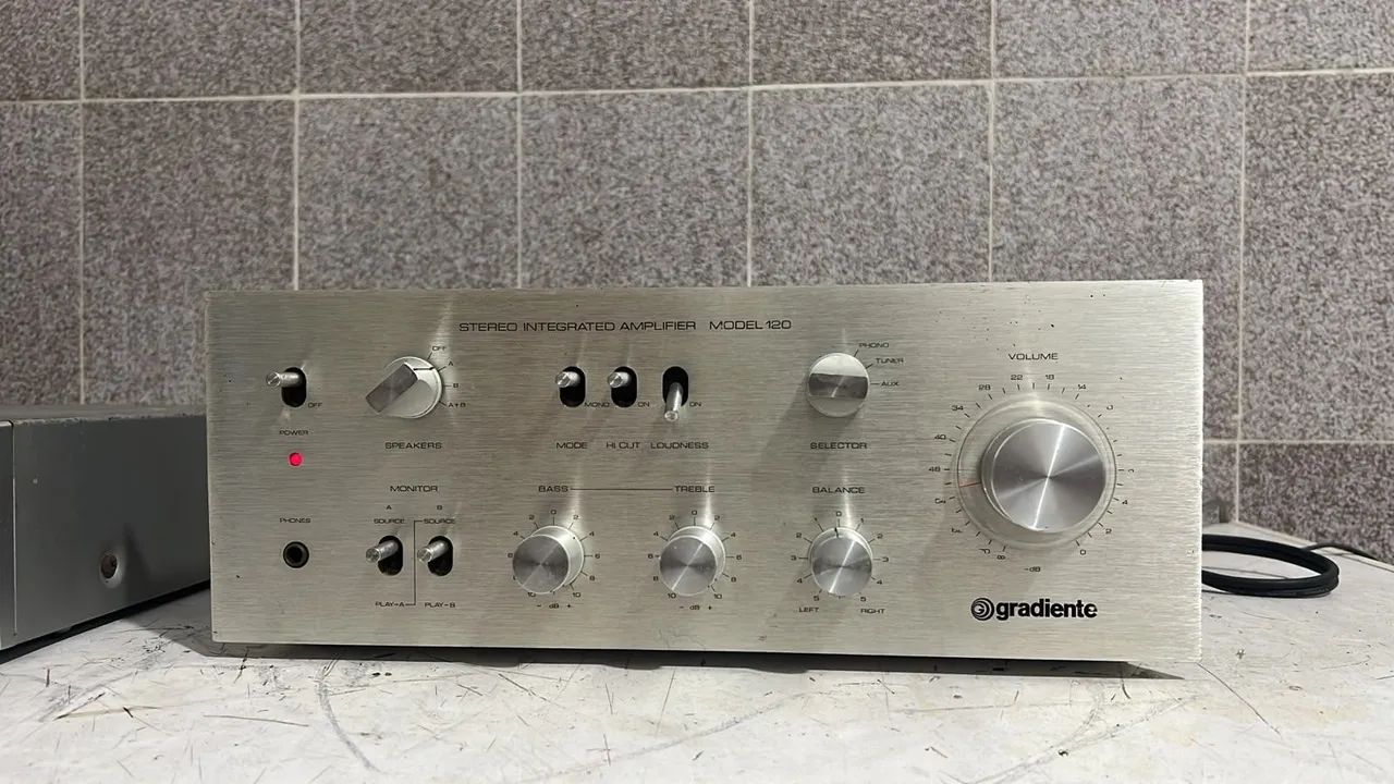 Amplificador gradiente model 120