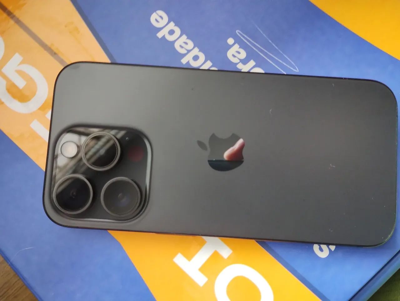 Carcaça completa de iPhone 15 pro 