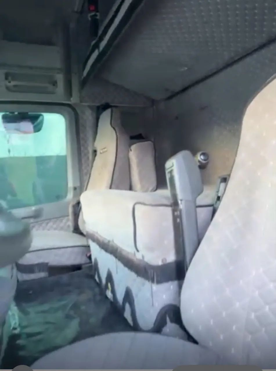 Caminhão Mercedes  2546 6x2 - Foto 6