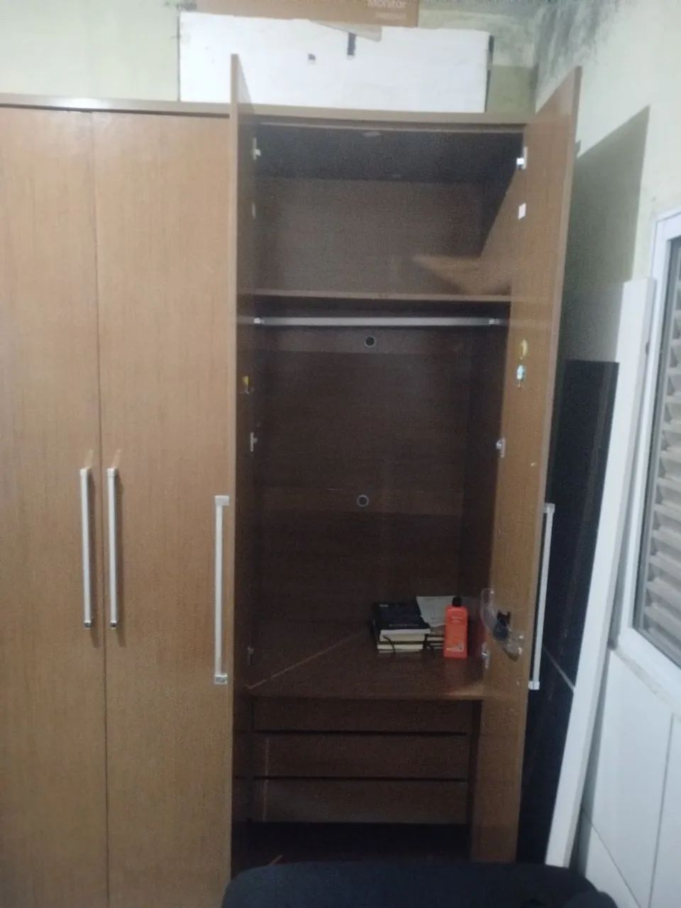 Guarda-roupa em ótimo estado!!! - Foto 2
