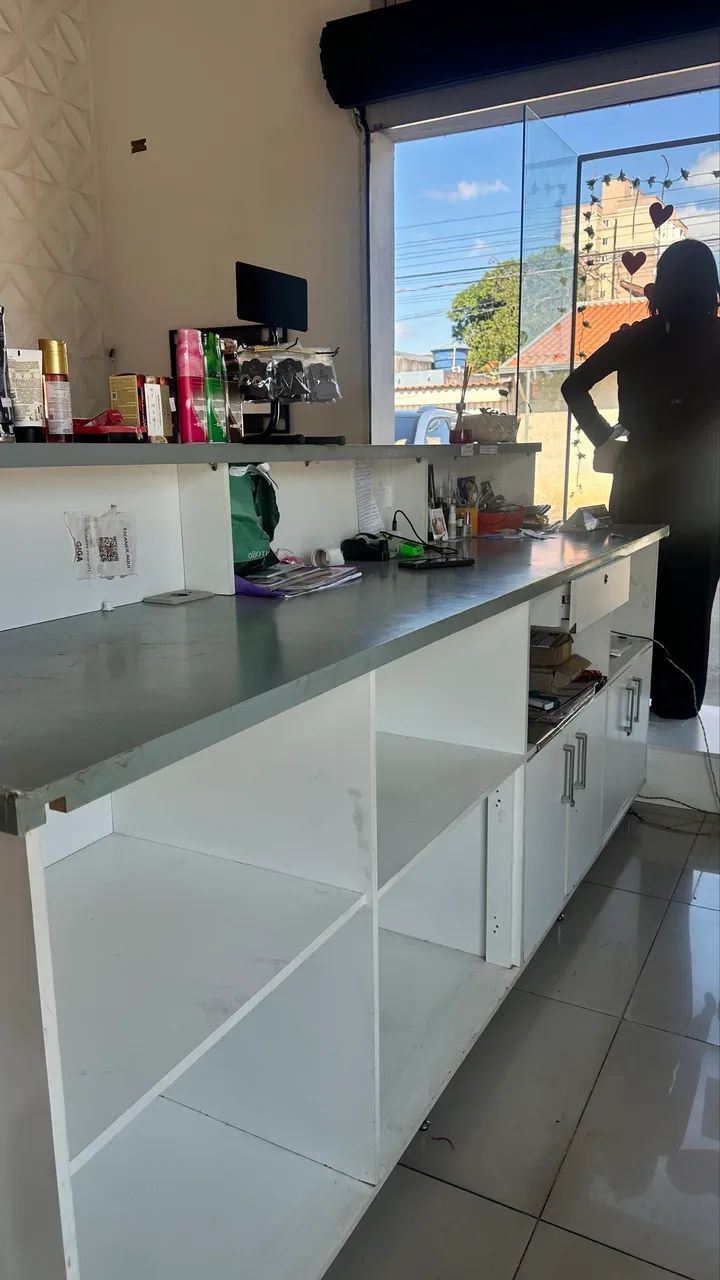 Divisória com porta e balcão em L  - Foto 4