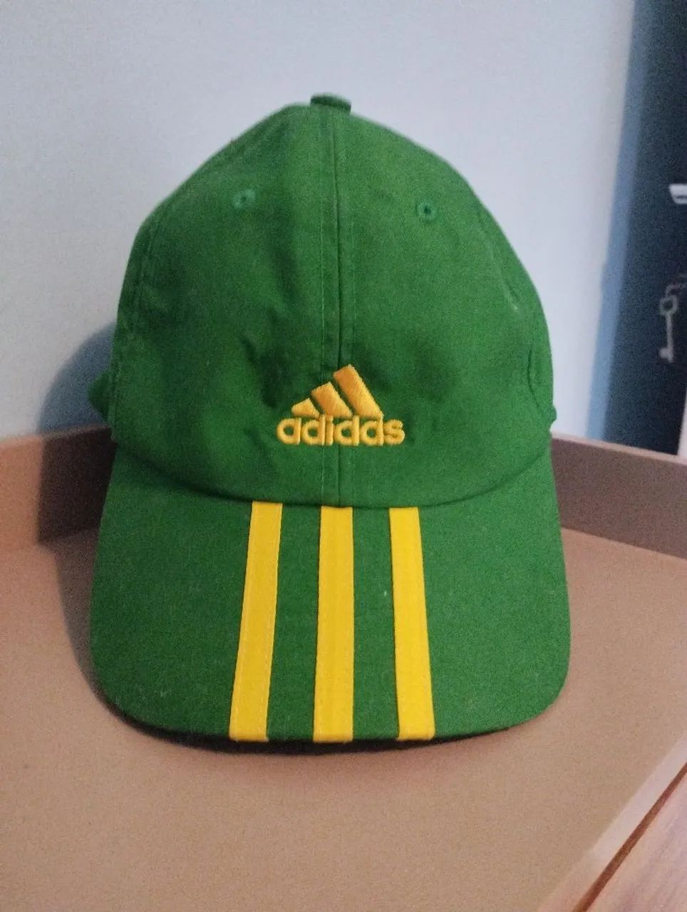 Boné verde e amarelo Adidas  - Foto 3