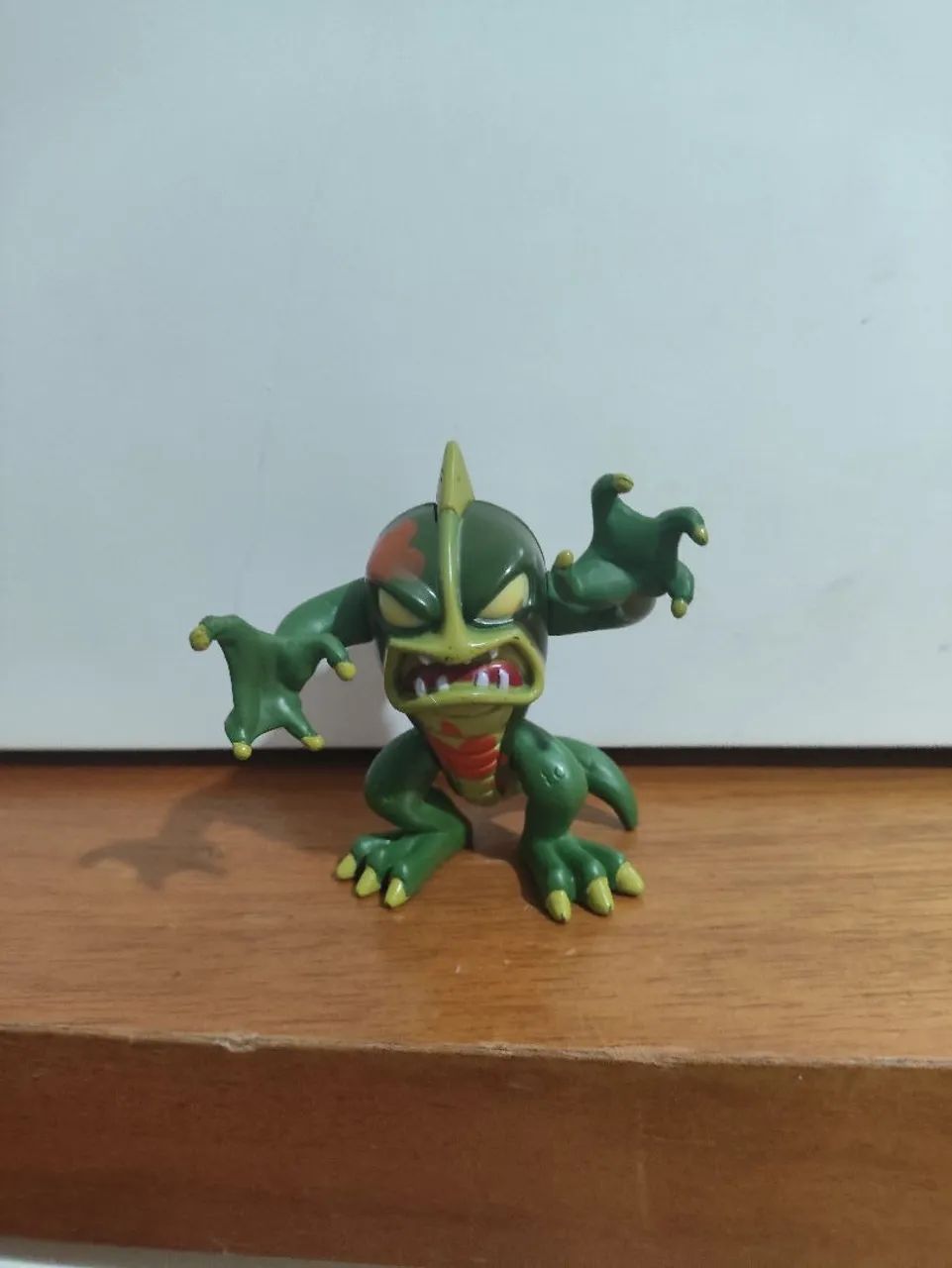 Miniatura boneco mostro do pantano Scooby doo imaginext