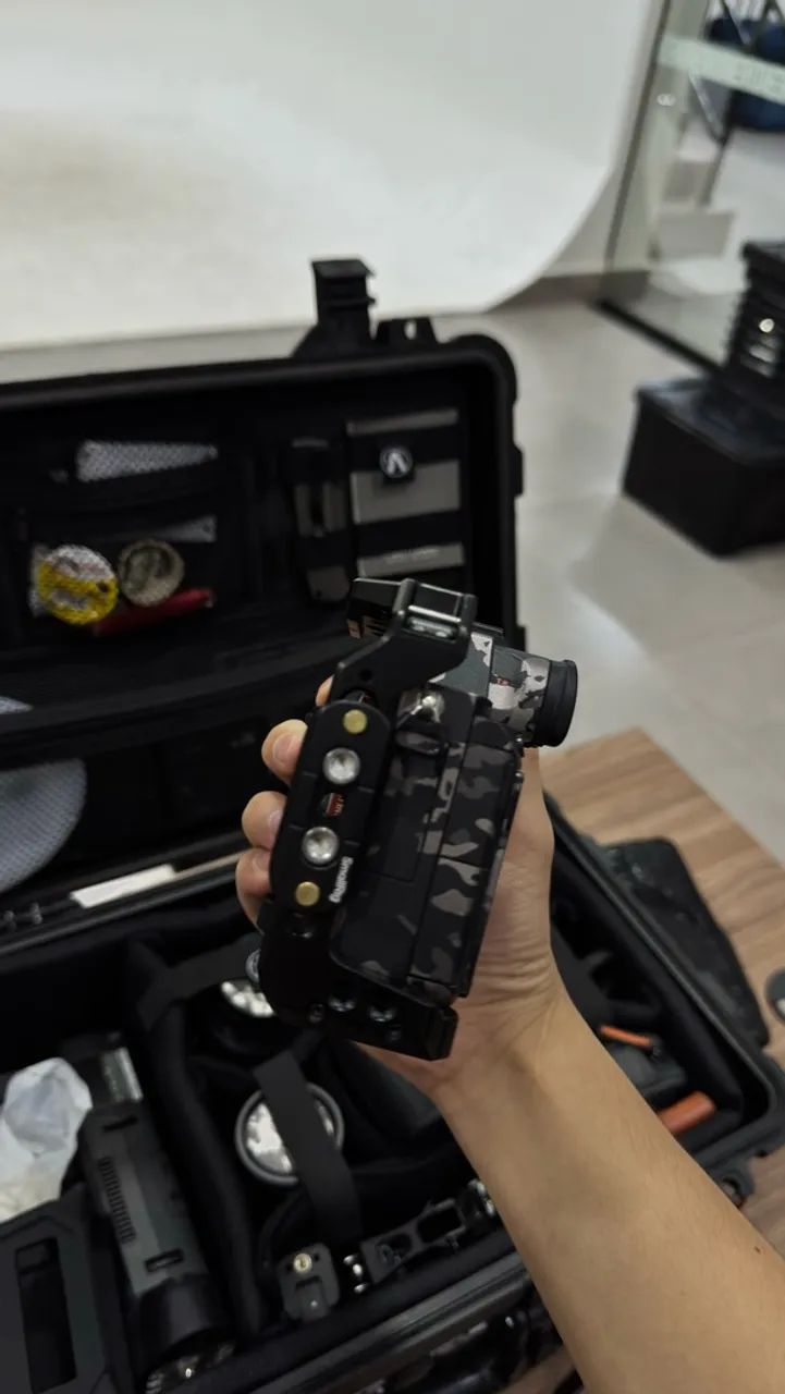 Sony A7R III com skin + Smallrig cage - Foto 3