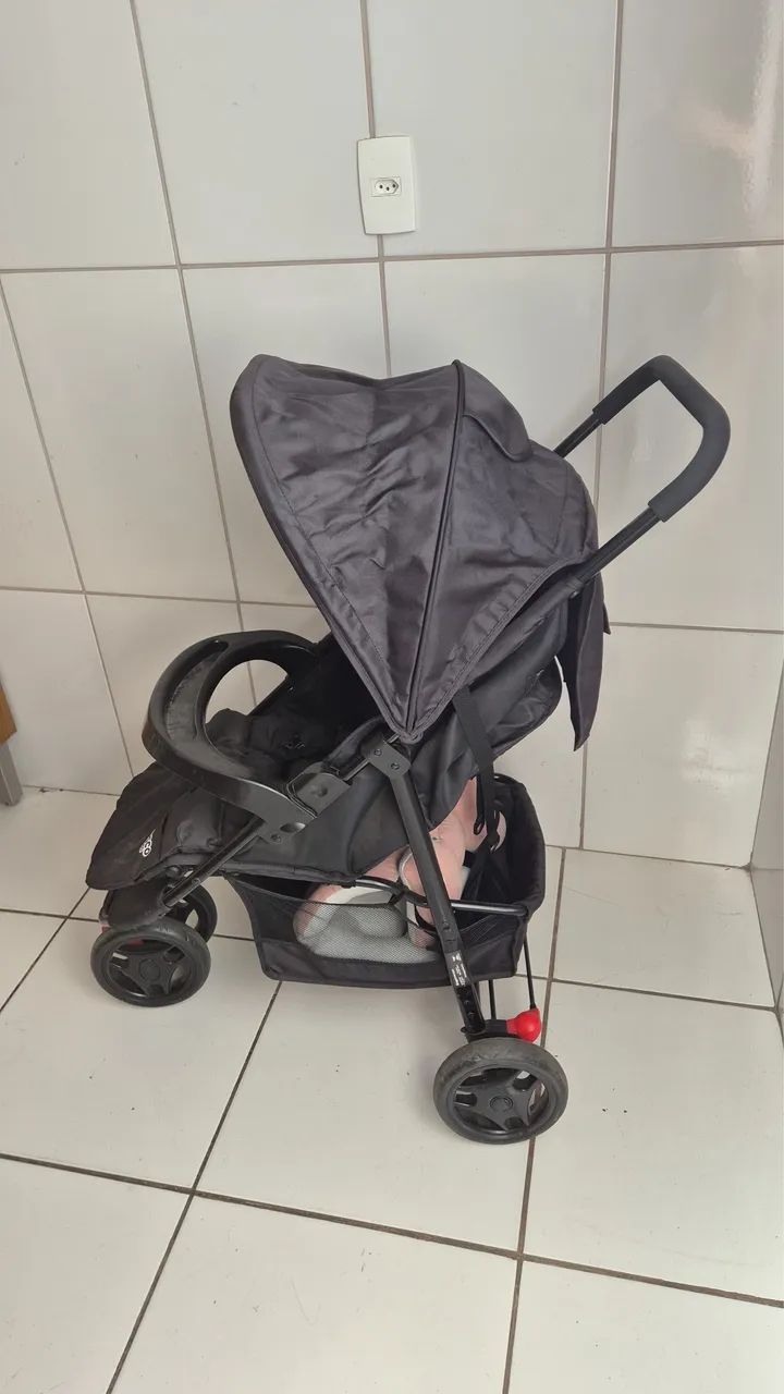 Carrinho de bebê Cosco - Usado  - Foto 2