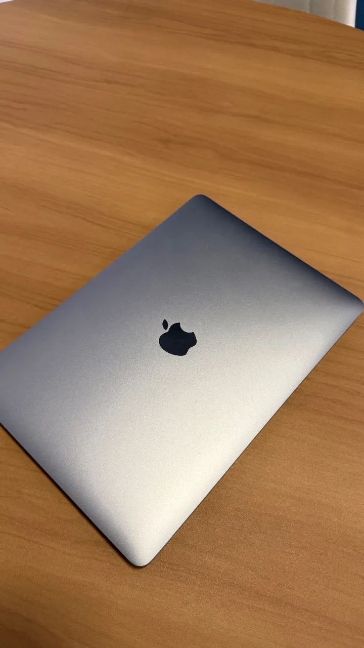 MacBook Air 13.6 - M1 Space Gray, de 256GB - 8GB, Seminovo 87