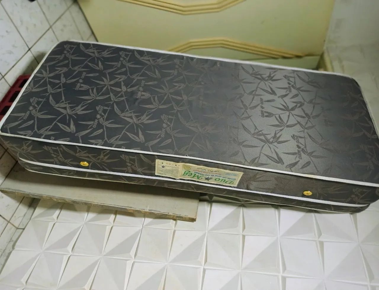 Colchão Maguinetico de Solteiro  - Foto 2