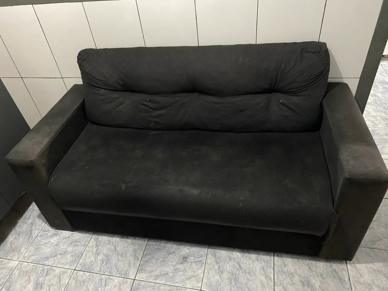 Sofá pequeno Usado - RETIRAR 