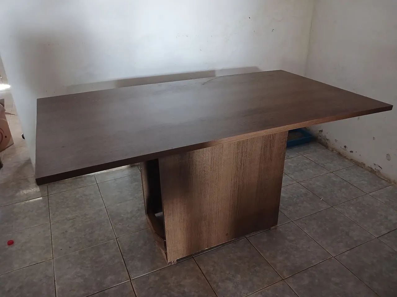 Vende-se mesa com 6 cadeiras acolchoada para reforma - Foto 3