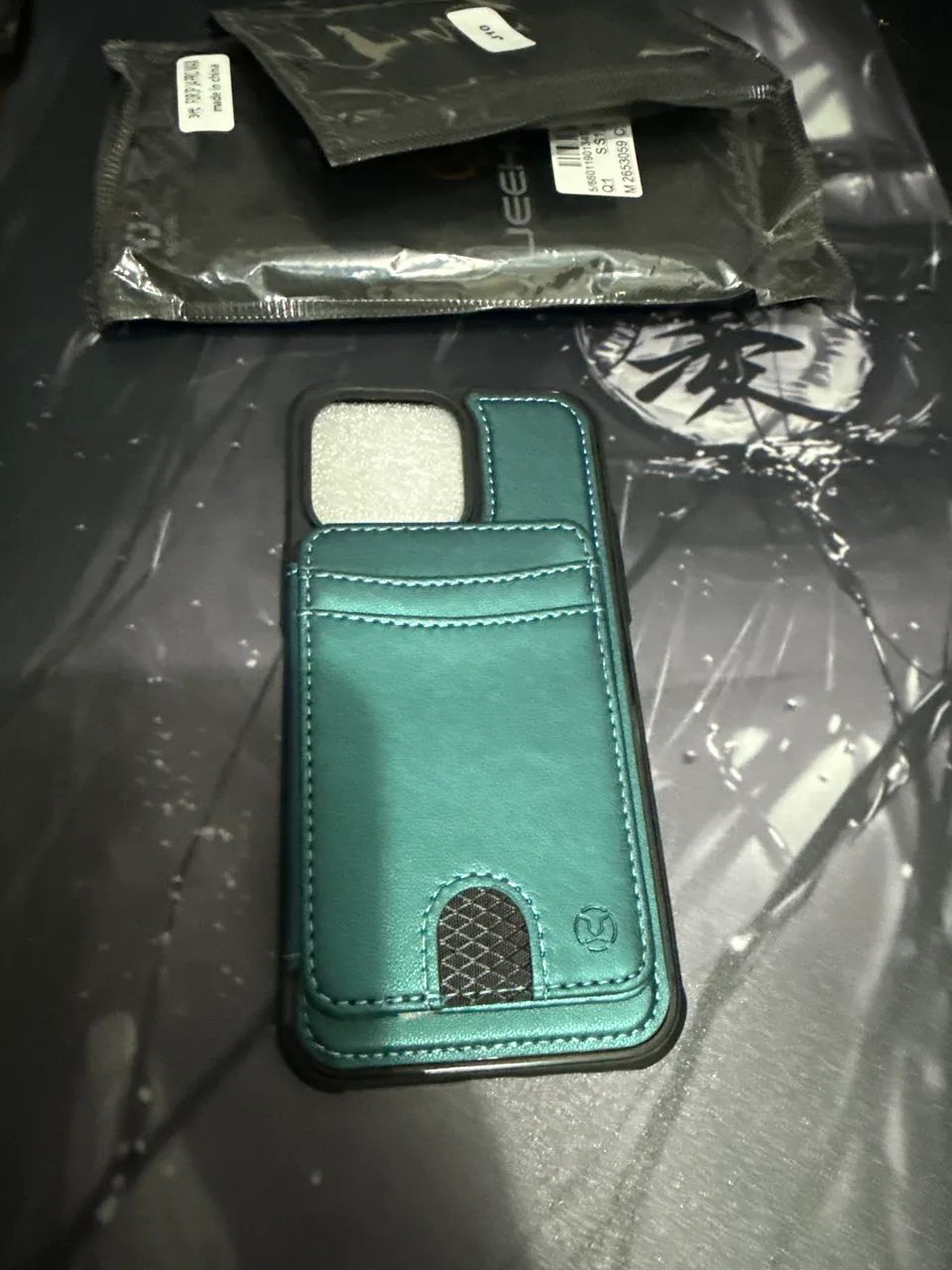 Capinha Executiva iPhone 14 Pro Max MagSafe + Carteira - Verde