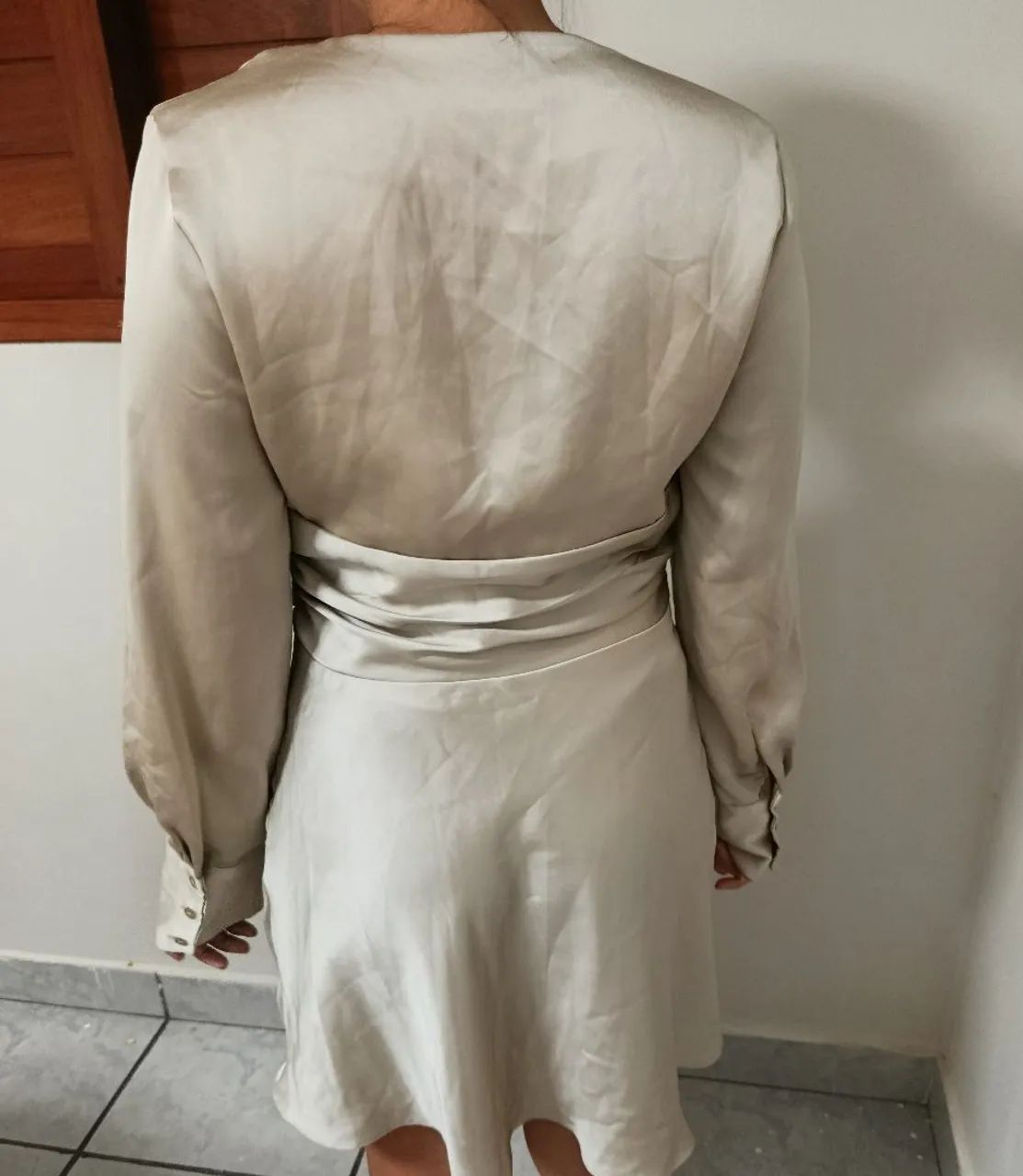 Vestido Zara seda perolado.  - Foto 3