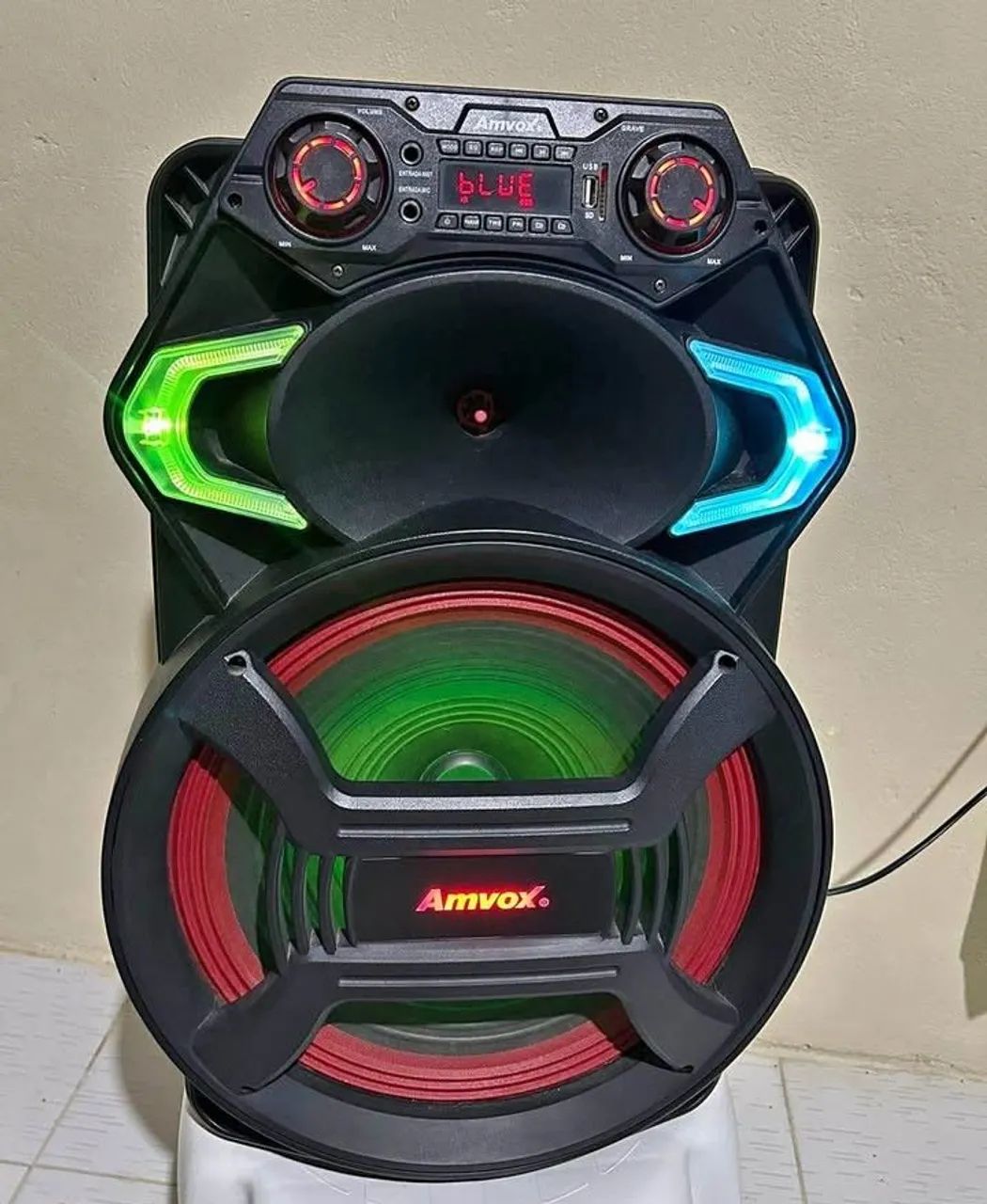 SOM Anvox 850W com Bluetooth 