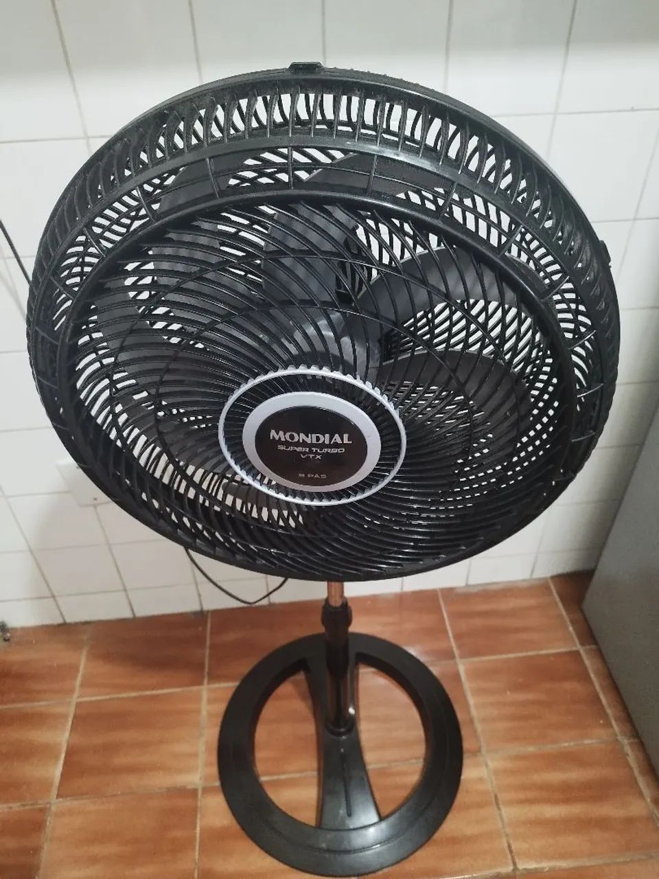 Ventilador Mondial Super Turbo de Coluna 8 Pás 40 cm - Foto 5