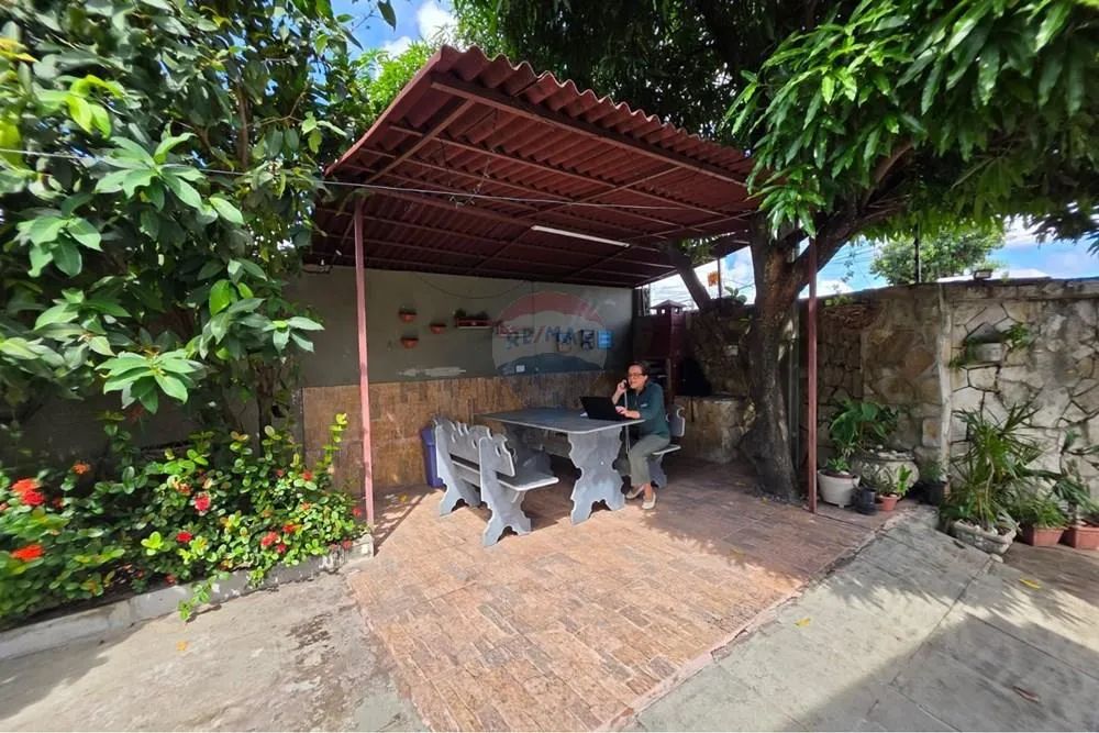 CASA PARA LOCAÇÃO - 4 QUARTOS - TORRÕES - Foto 2
