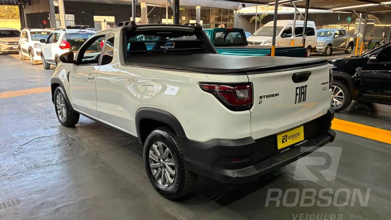 Fiat Strada Freedom 1.3 Flex 8V CS Plus 2021 - Foto 5