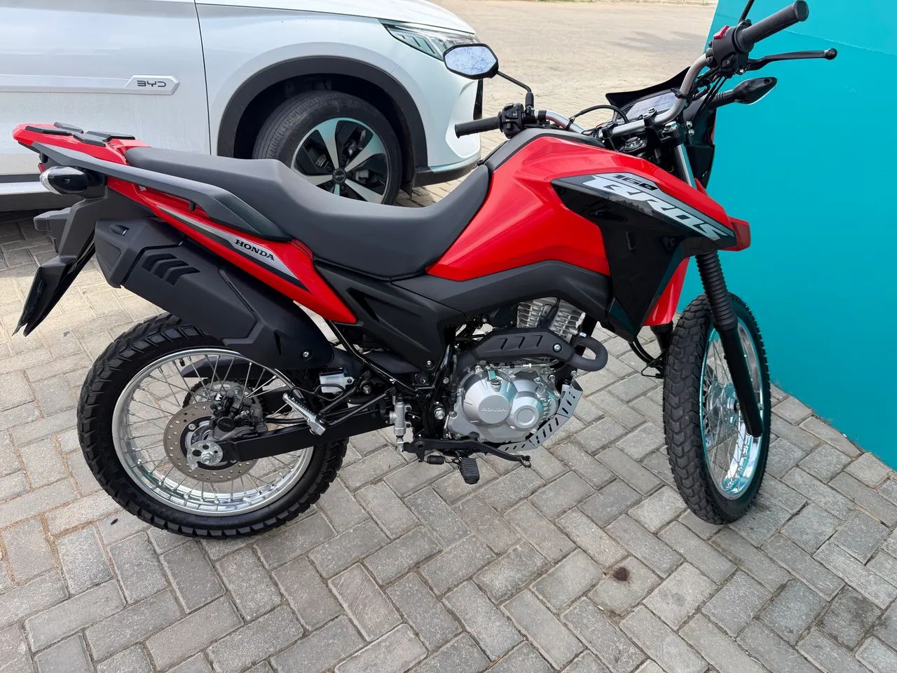 Bros 2026 zero emplacada