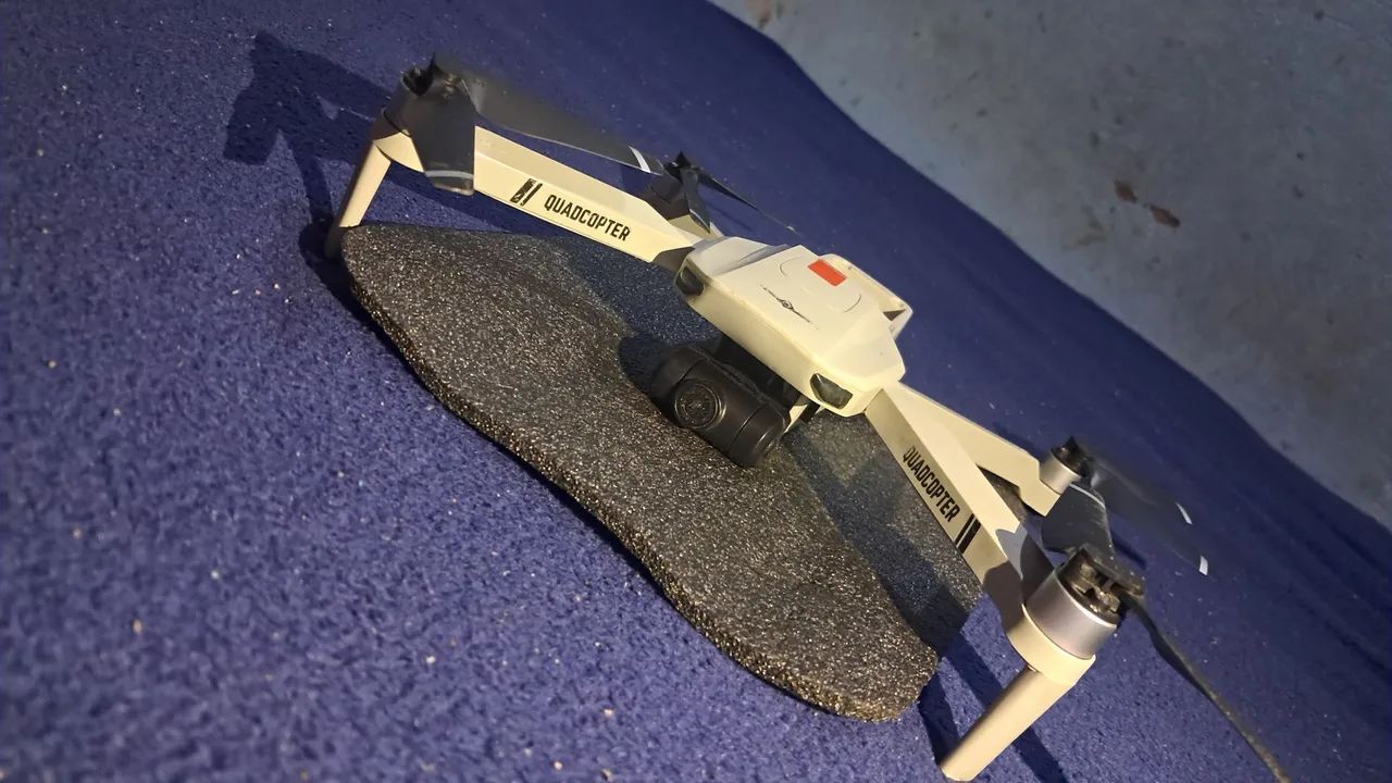 Drone kf102