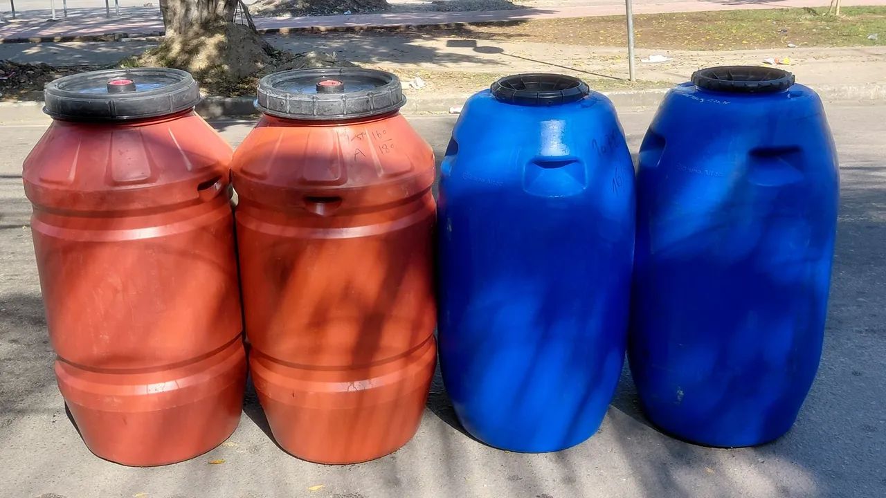 Galão 250 litros - Foto 4