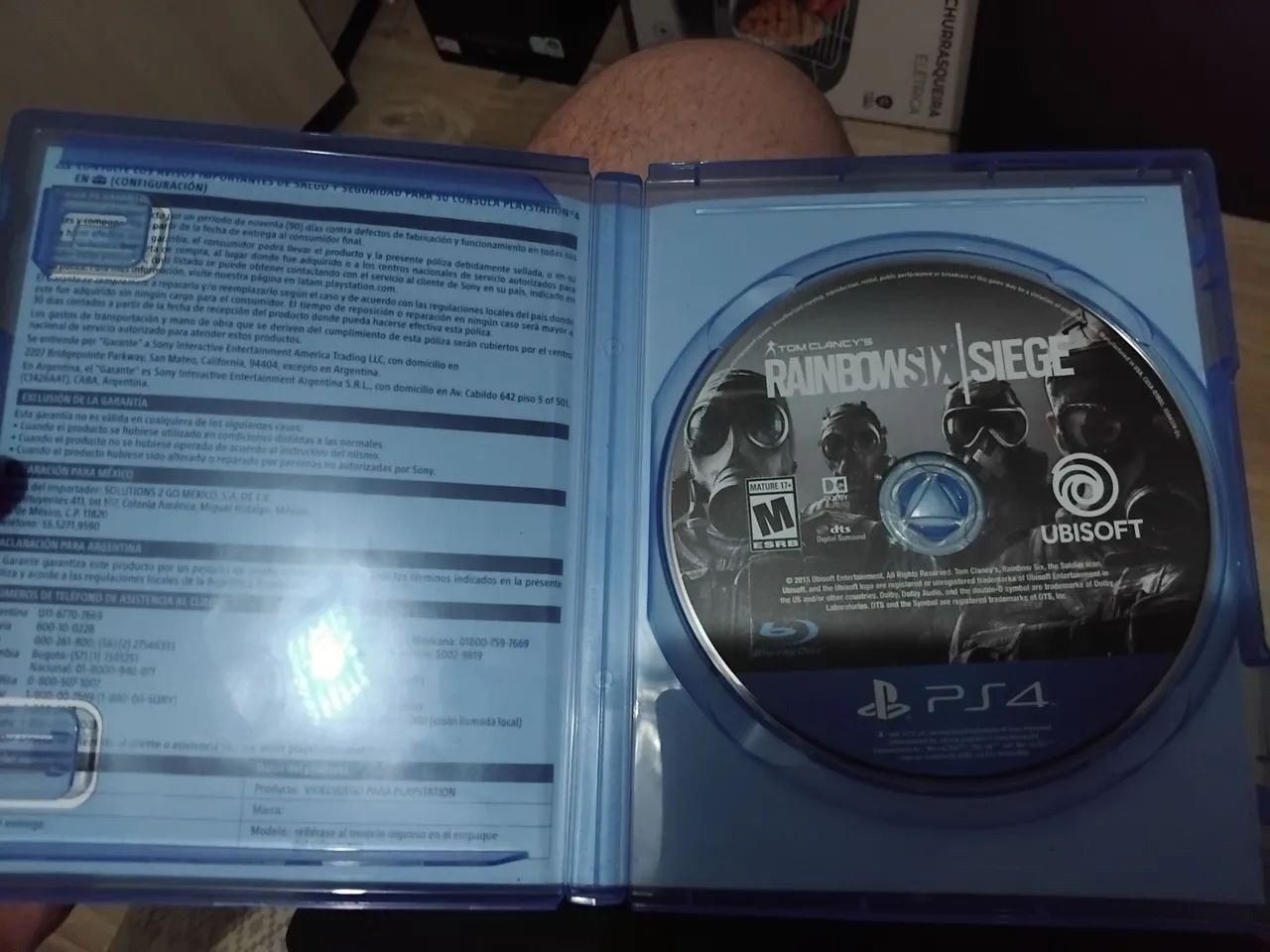 Jogo de Ps4 - Rainbox Six Siege - Foto 3