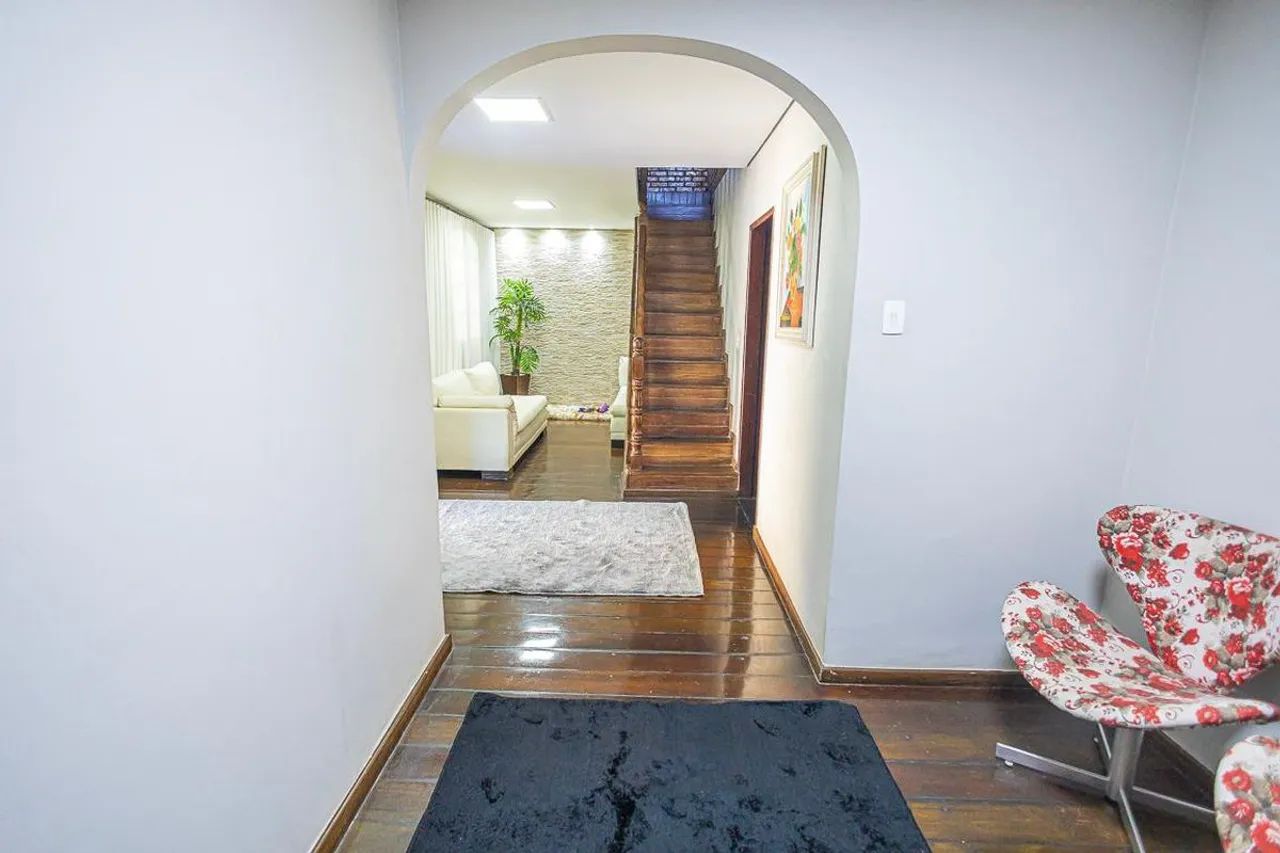 Casa à Venda - Floramar, 3 Quartos, 360 m2 - Foto 2
