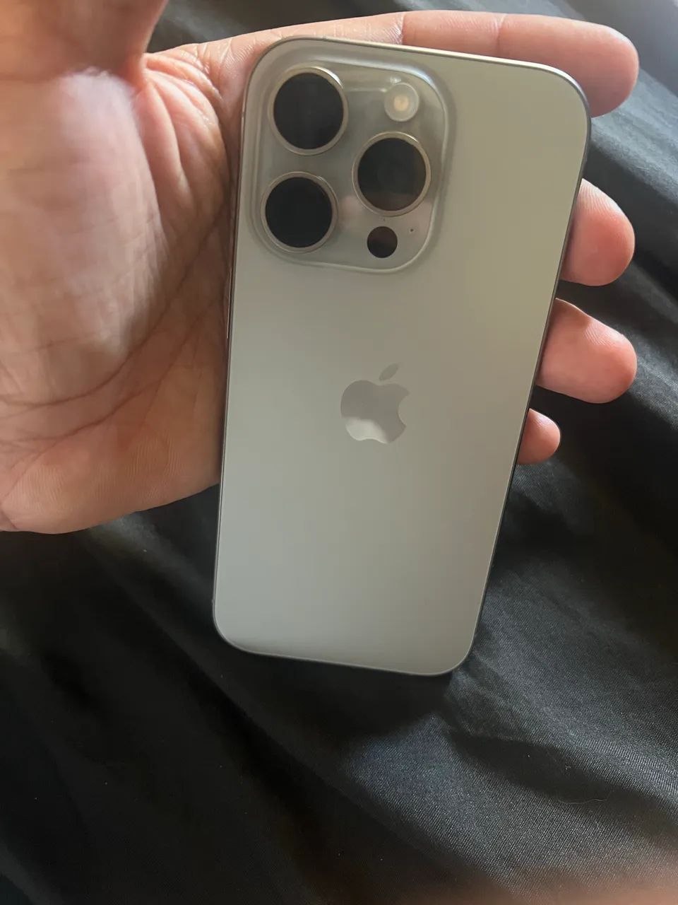 Iphone 16 pro - Foto 3