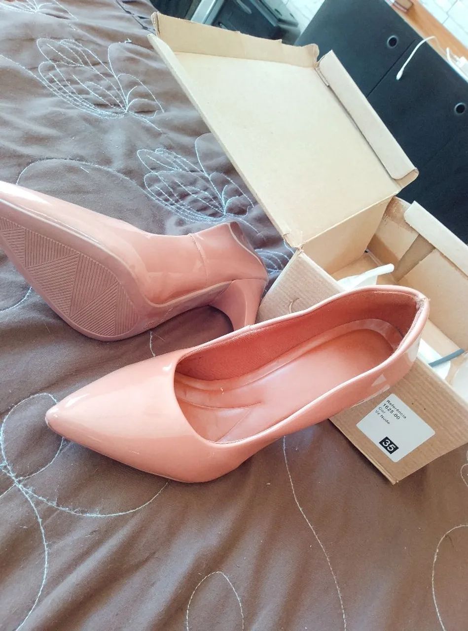 Scarpan nude