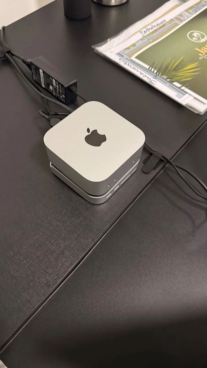 Mac Mini M4 16Gb RAM 256GB + HUB Baseus + SSD M2 1TB