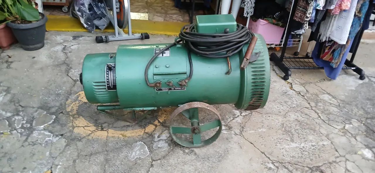 Maquina Geradora de Solda Bambozzi R$ 5.500,00 - Foto 4