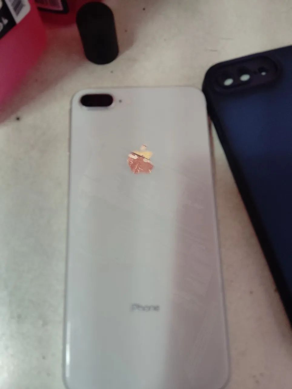 Vendo ou troco iPhone 8 plus  - Foto 3