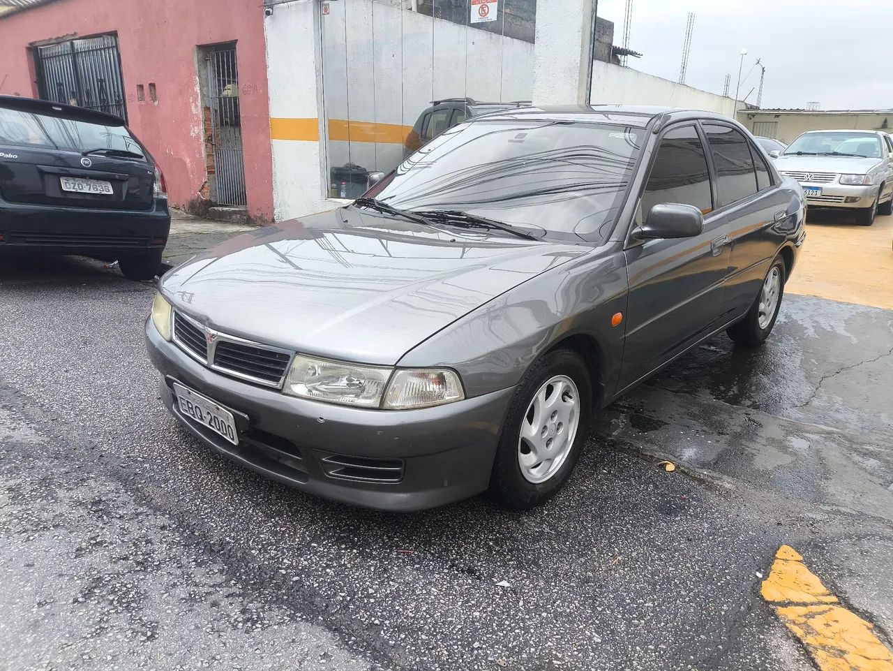 Mitsubishi Lancer GLX 2000