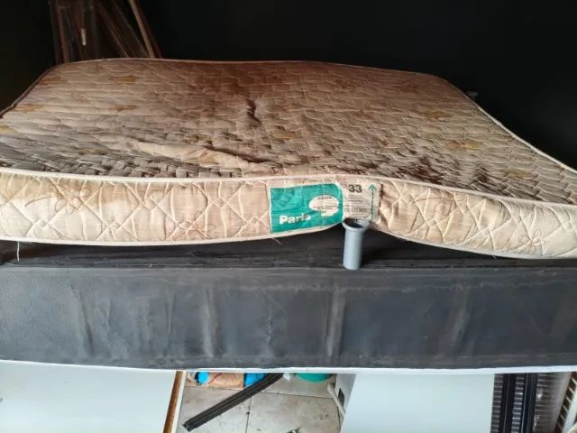 Base Cama Box de Casal mais colchão
