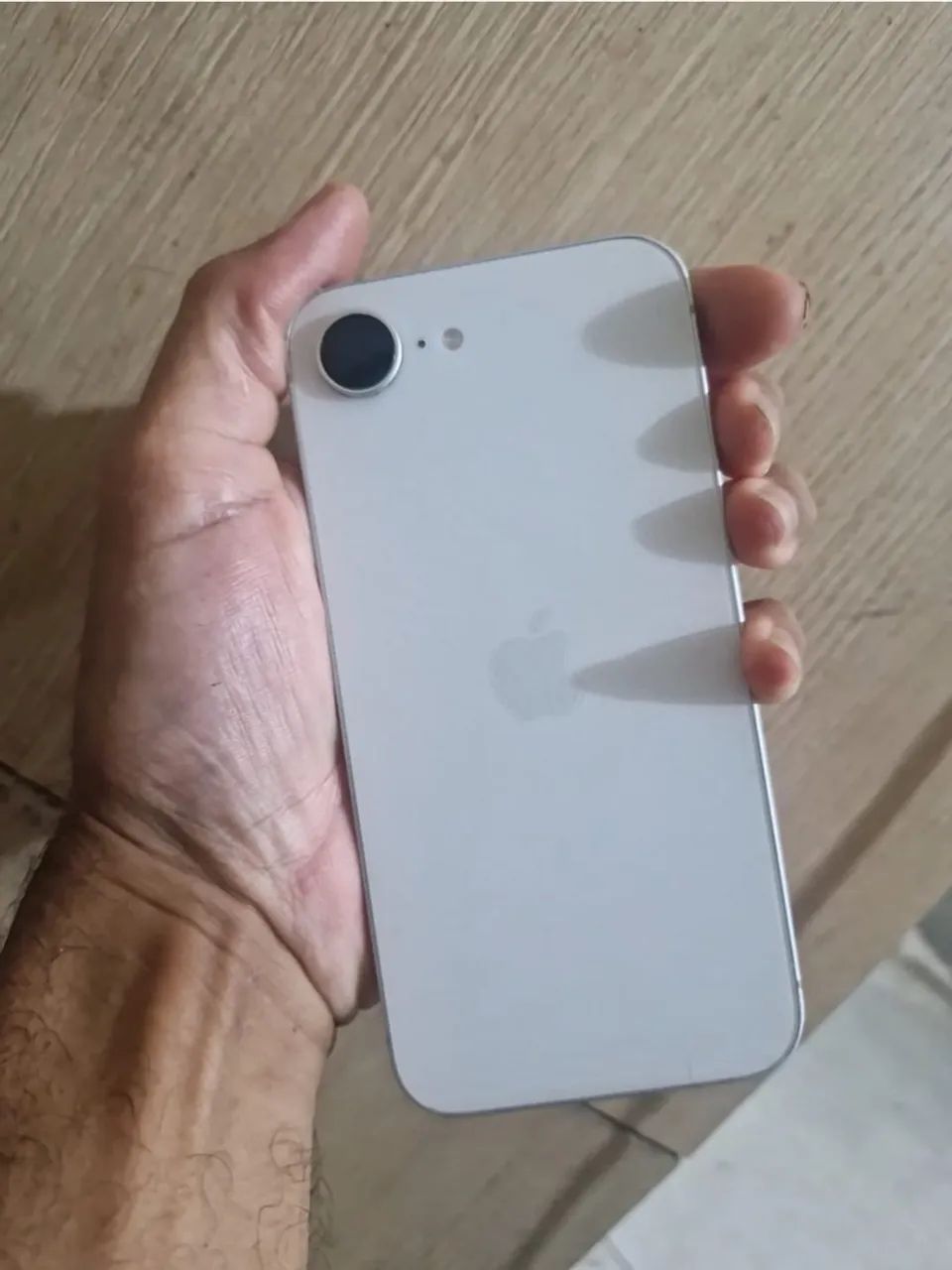 iPhone 16e - Foto 2