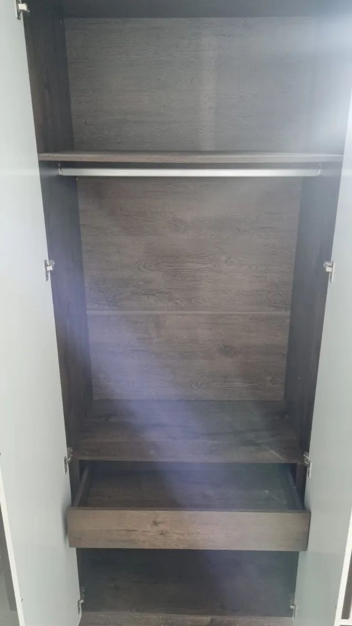 Guarda Roupa - Foto 2