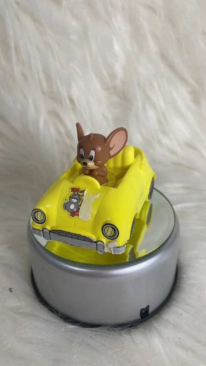 Brinquedo colecionáveis - Tom e Jerry 