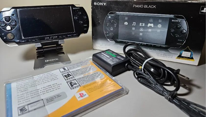 PSP Slim na Caixa Desbloqueado | Ótimo Estado | Com Jogos
